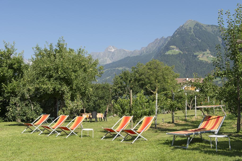 Pension Etschland Tirolo Luaran gambar
